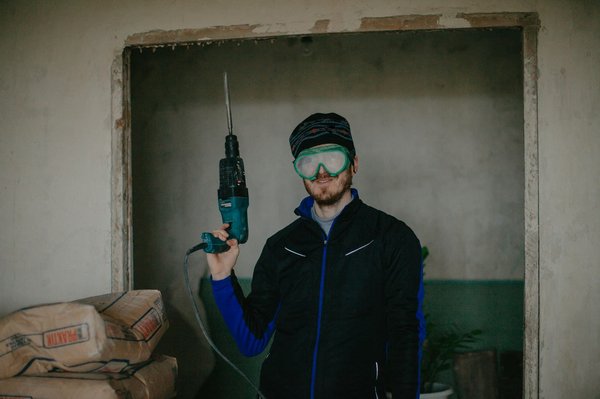 Quelles sont les bonnes raisons d'acheter un perforateur conçu par la marque Dewalt ?